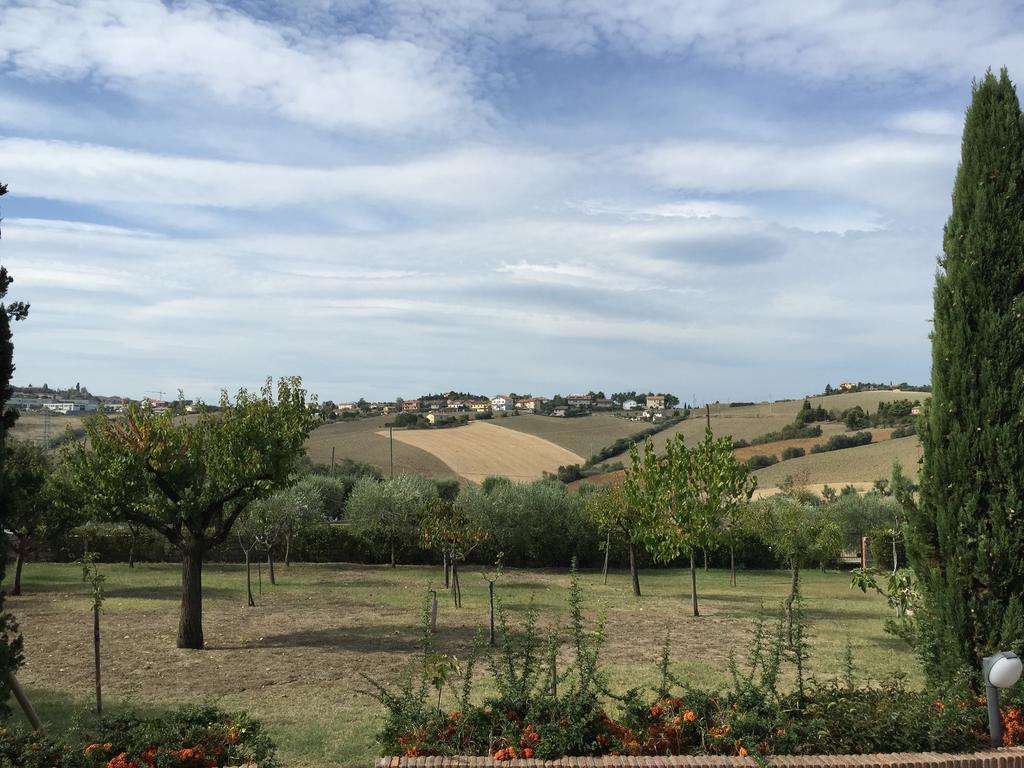 Villa Dolcevita San Costanzo Экстерьер фото