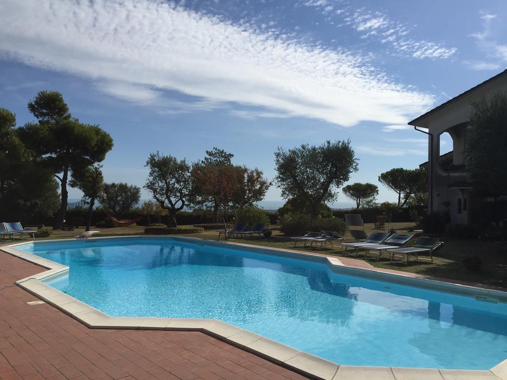 Villa Dolcevita San Costanzo Экстерьер фото