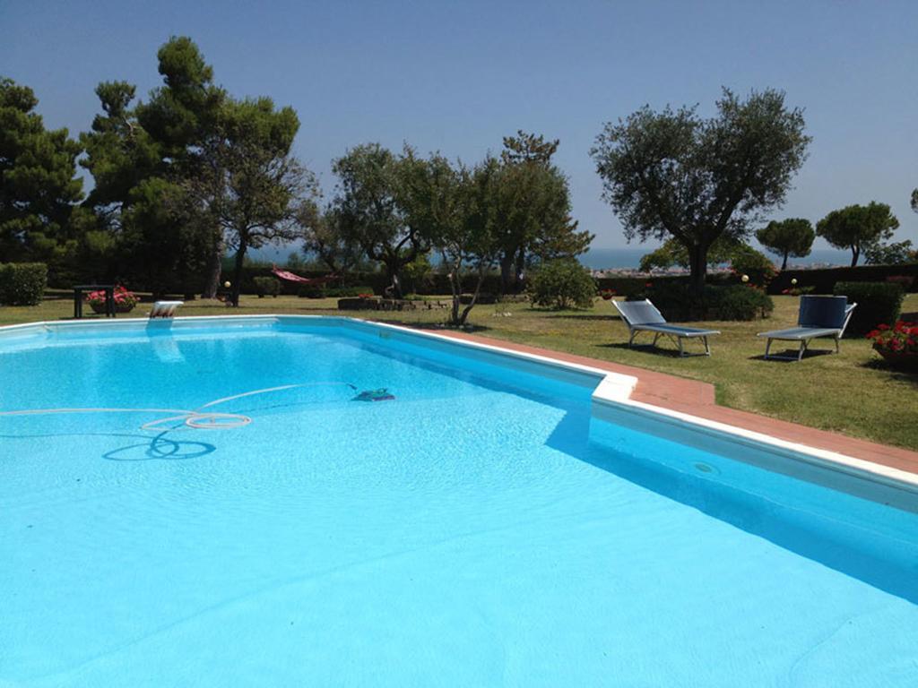 Villa Dolcevita San Costanzo Экстерьер фото